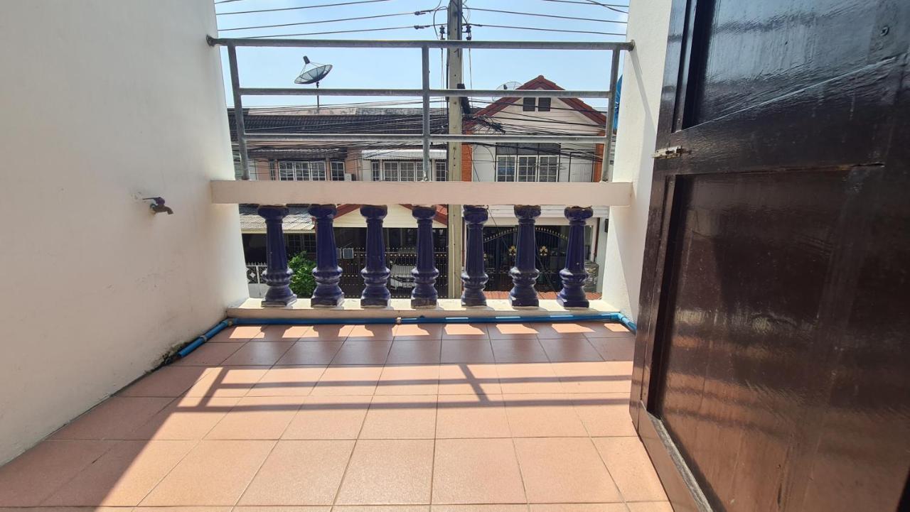 Panmanee Apartment Bangkok Exterior foto